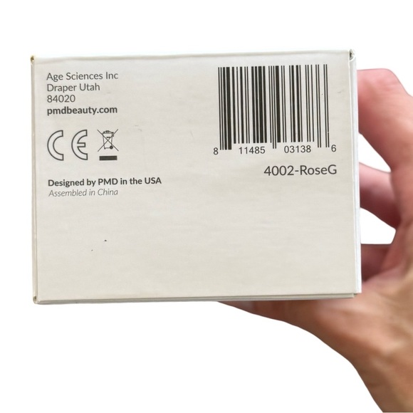 PMD Clean Pro Gold Facial Cleansing Device 24K Pink Smart Massager - Picture 5 of 8